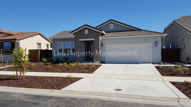 Foto del edificio - 5074 Sycamore Canyon Dr