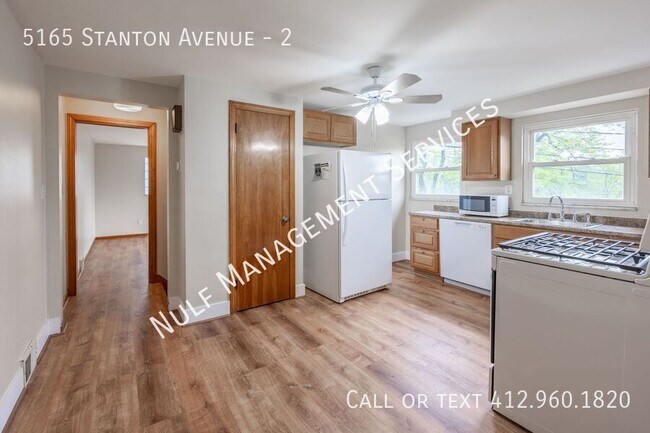 Foto del edificio - 5165 Stanton Ave