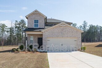 Building Photo - 895 Gelderland Dr