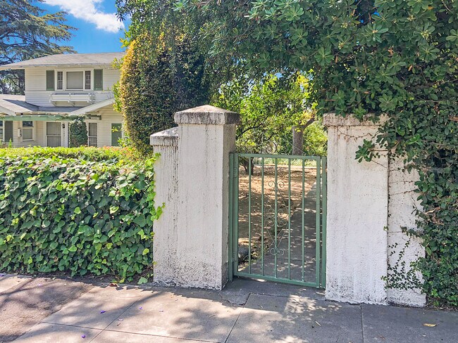 Front Gate - 162 E Alegria Ave