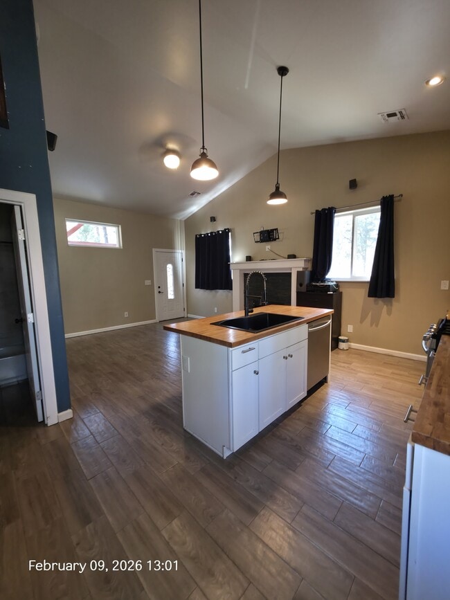 Photo - 763 E Cherokee St House