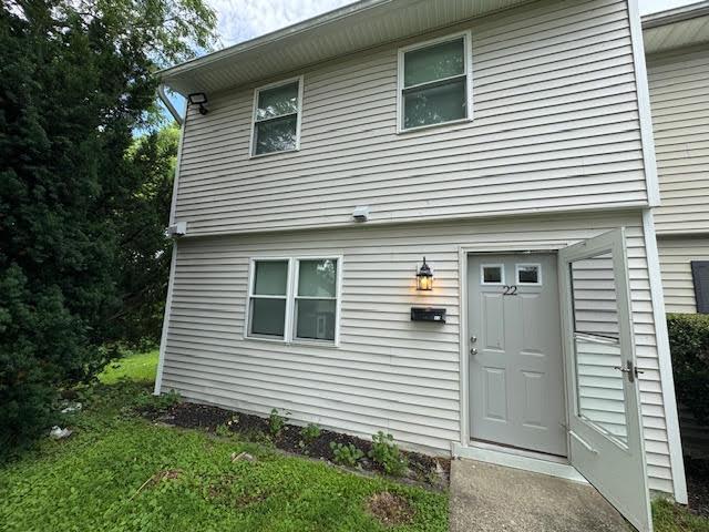 Primary Photo - 22 Marshall Dr