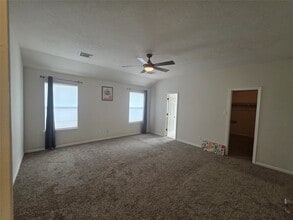 Building Photo - 2715 Riverhollow Ln