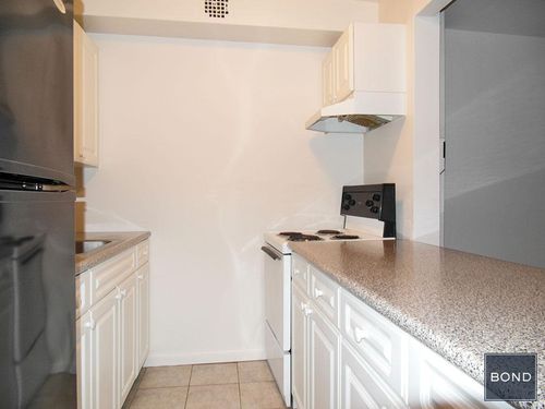 Foto del edificio - 225 E 85th St