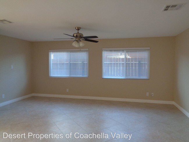 Building Photo - 31550 Avenida Alvera
