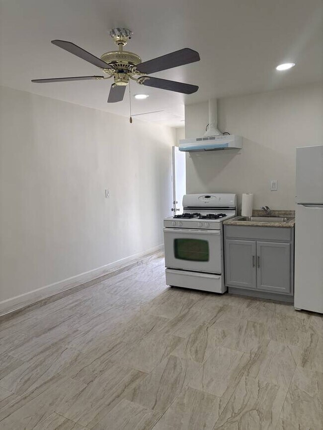 Foto del edificio - 3938 N Bonita St