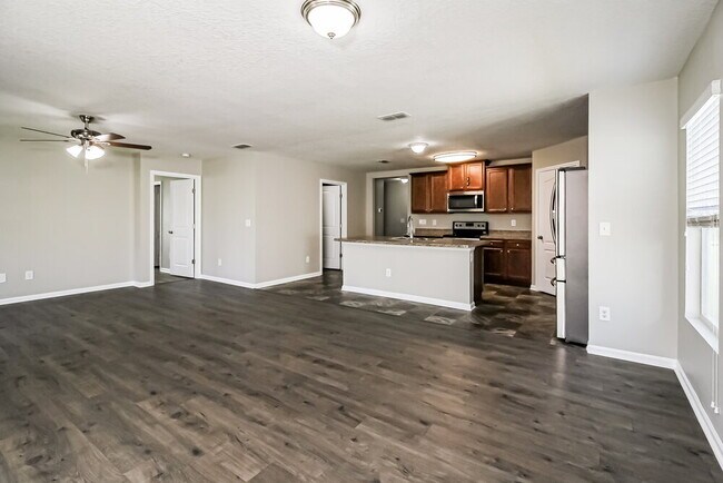 Building Photo - 95017 Timberlake Dr