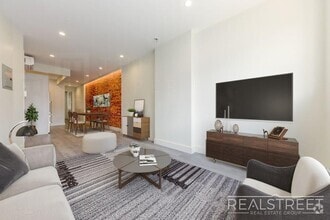 Building Photo - NEW 1 BED in Cobble Hill with Amenities!