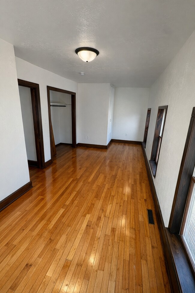 Foto del edificio - 543 Jackson St