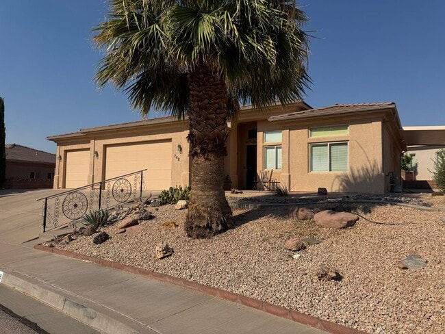 Building Photo - Beautiful 3 bed 2 bath Home!