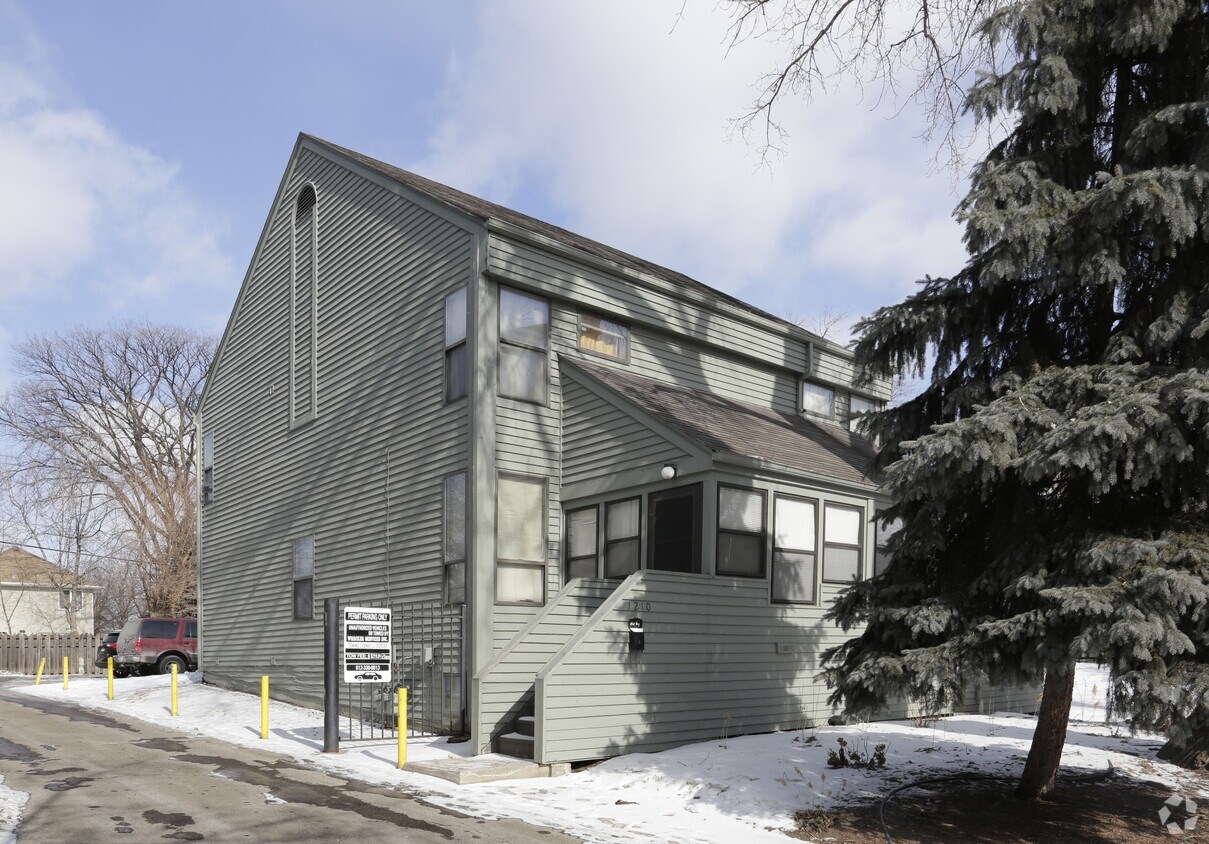 Foto del edificio - Seven Spruce