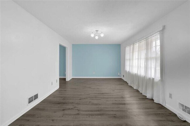 Building Photo - 2746 Abilene Trail SW