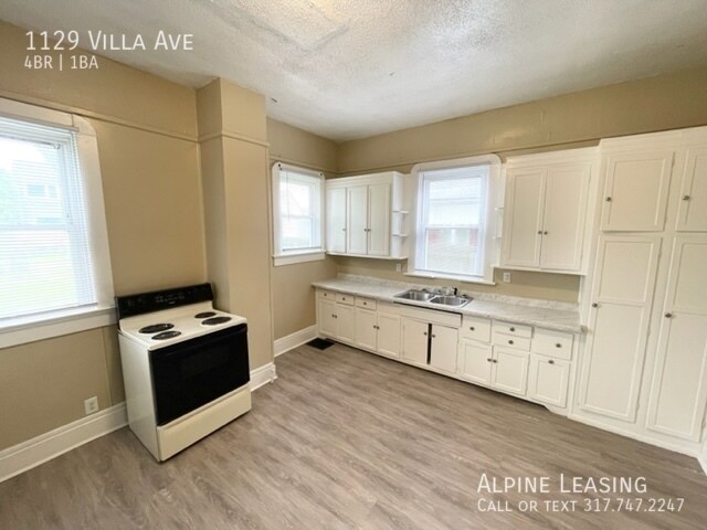 Foto del edificio - Huge kitchen with plenty of cooking space