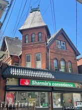 Building Photo - 1562 Chapel St