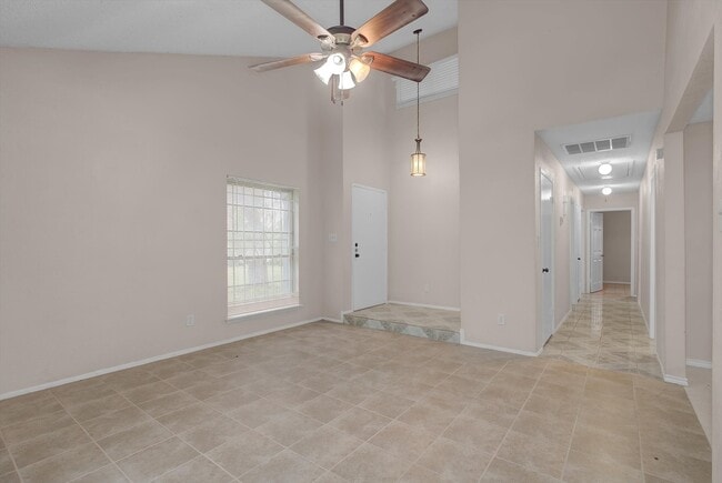 Building Photo - 5867 Village Forest Ct