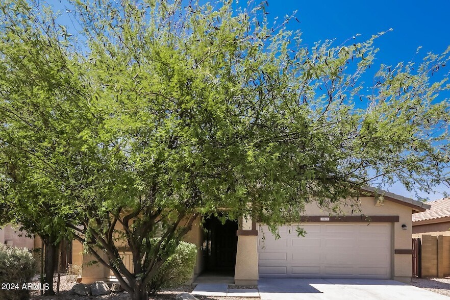 Primary Photo - 11813 W Yuma St