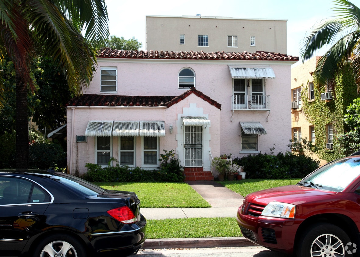 Building Photo - 114 Menores Ave