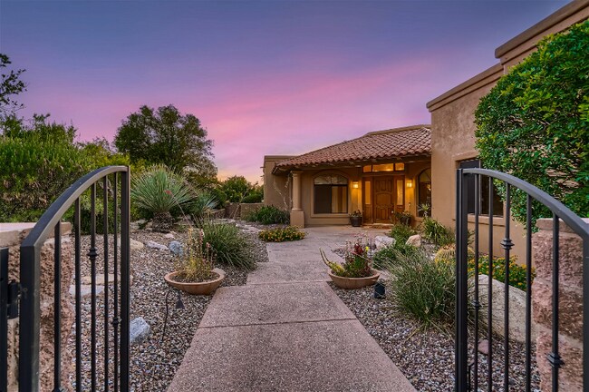 Building Photo - 6038 E Country Club Vista Dr