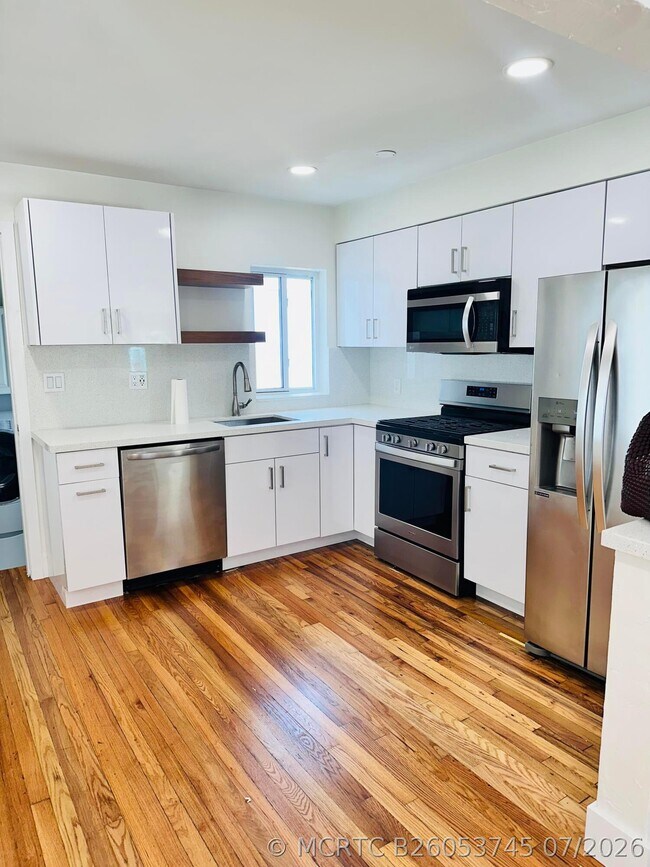 Foto del edificio - 2425 Pierce St