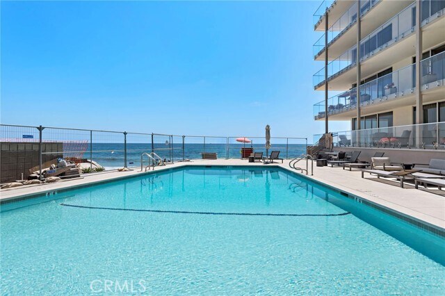 Foto del edificio - 1585 S Coast Hwy