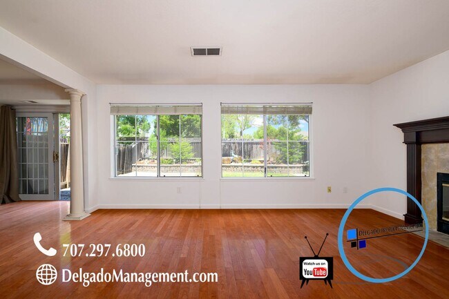 Building Photo - Benicia Columbia Circle home