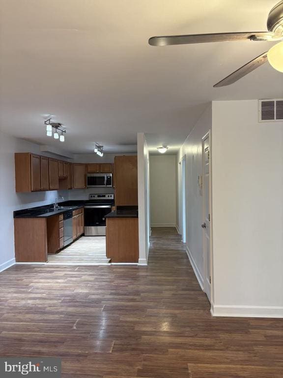 Foto del edificio - 1001 Marcy Ave