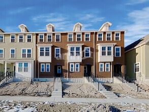 Building Photo - 6046 S Jordan Pkwy W