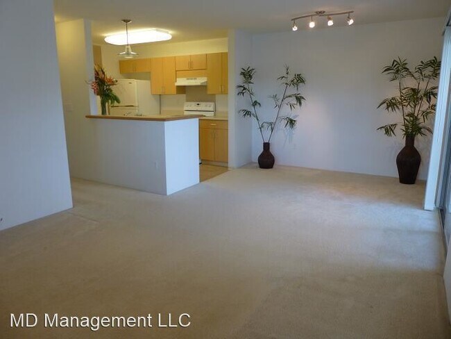 Building Photo - 3 br, 2 bath House - 95-1008 Ukuwai Street...