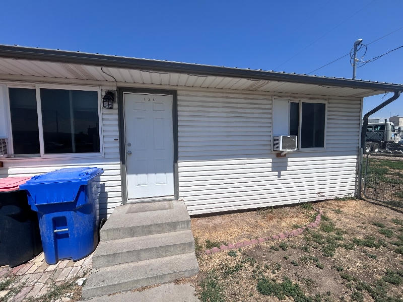 Primary Photo - 424 Wakefield St