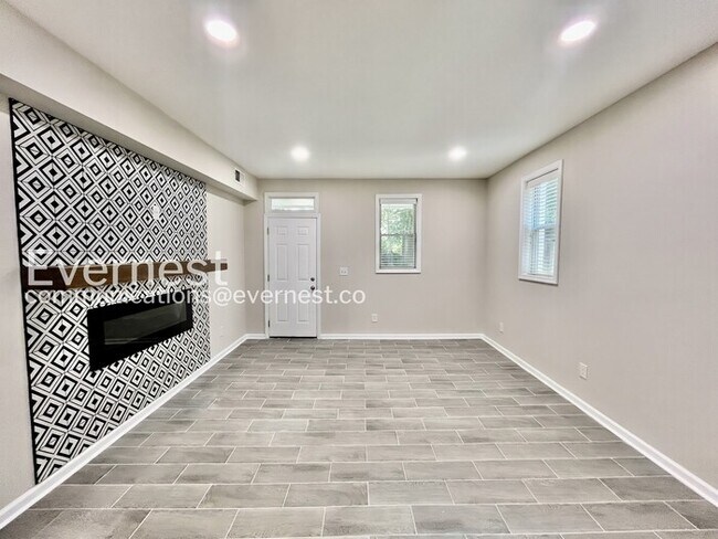Foto del edificio - 1000 Hill St SE