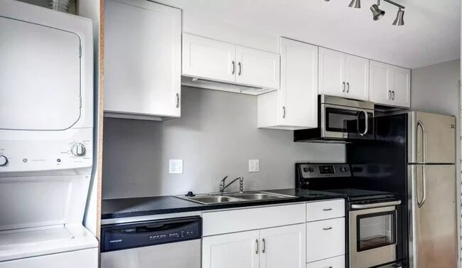 Foto del edificio - 1302 S Coffman St