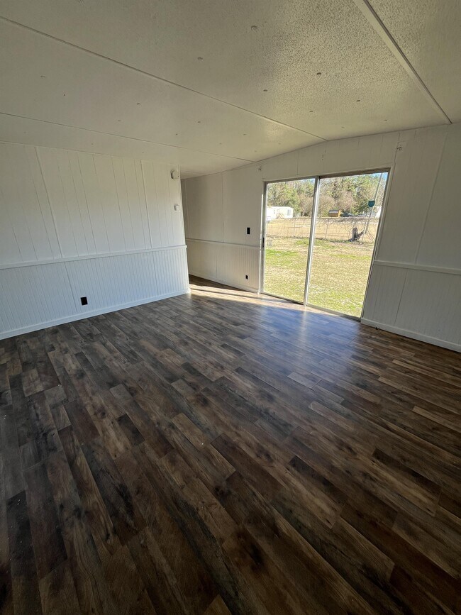 Building Photo - 2602 Corbett Ct