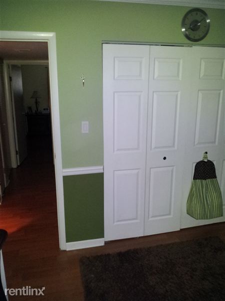 Building Photo - 9432 Bay Colony Dr
