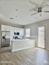 Building Photo - 2568 E King Bird Dr