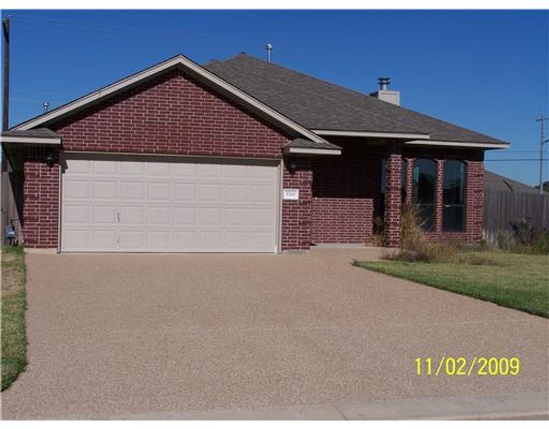 Foto principal - Beautiful House Available 7/28/2025!