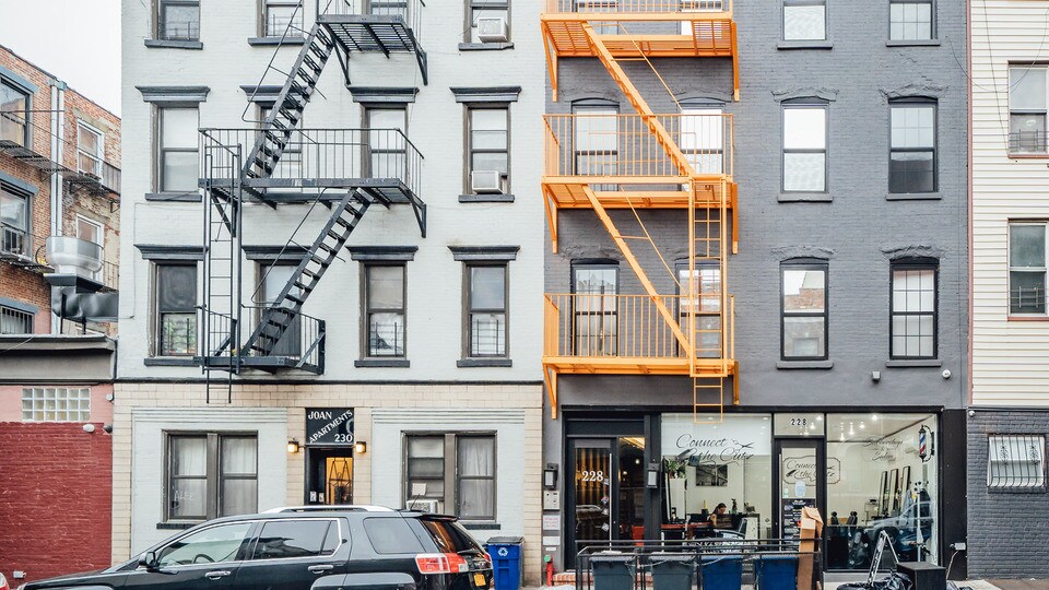 Building Photo - 226 Manhattan Ave