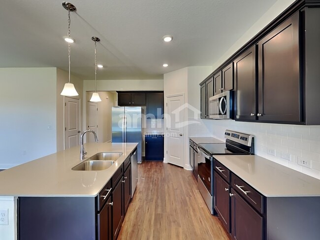 Building Photo - 14608 Cedar Ml Dr