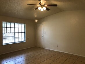 Building Photo - 11510 Walnut Ridge Dr