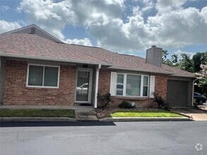 Building Photo - 14020 Schroeder Rd