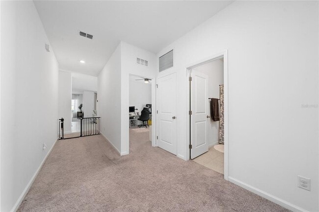 Building Photo - 1485 Effra Wy