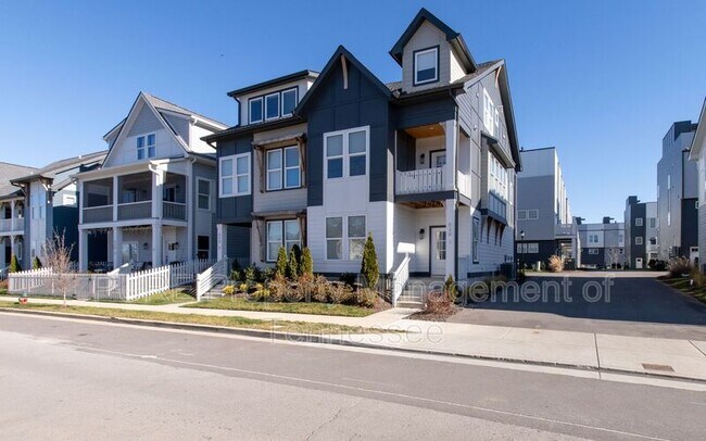 Foto del edificio - 620 Croley Dr