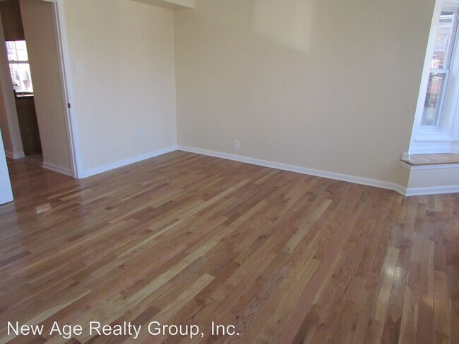 Building Photo - 110 S 43rd St