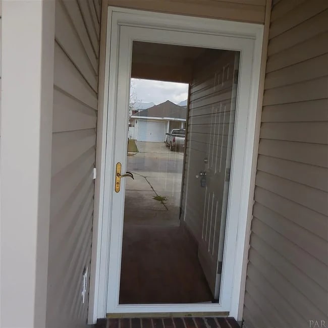 Building Photo - 1487 Dunhurst Dr