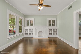 Building Photo - 561 Forest Ave