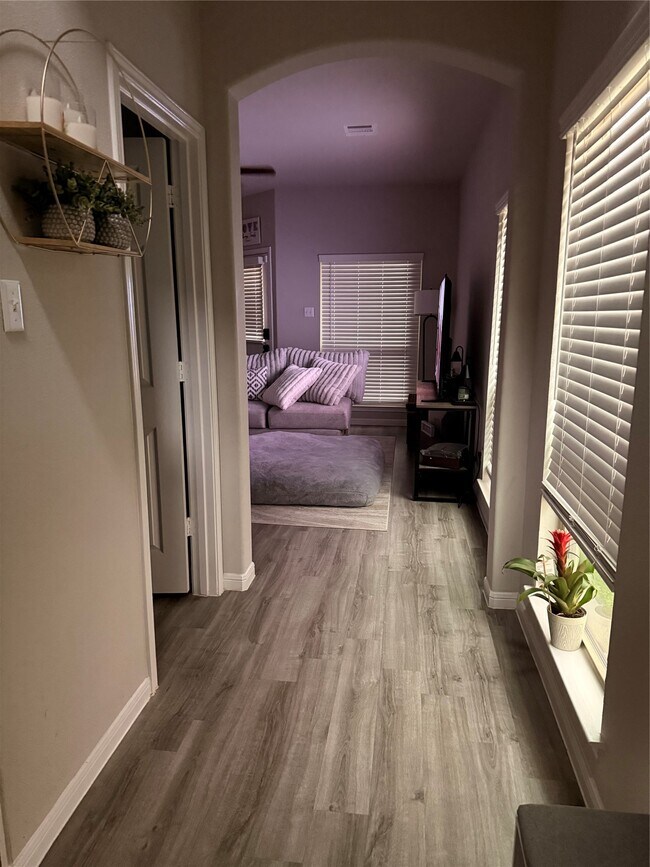 Foto del edificio - 6518 Castle Loch Ct