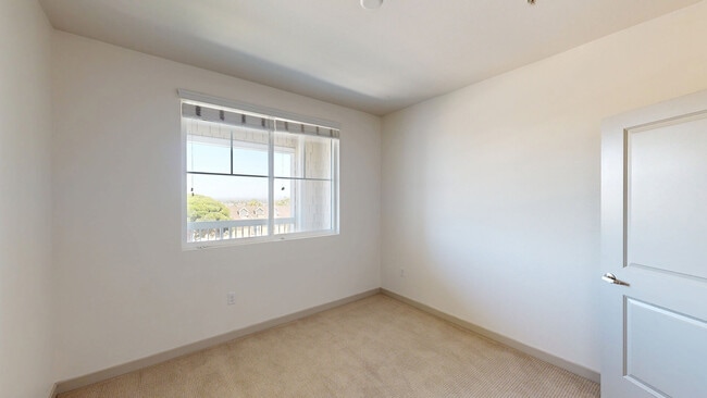 Interior Photo - Beach & Ocean