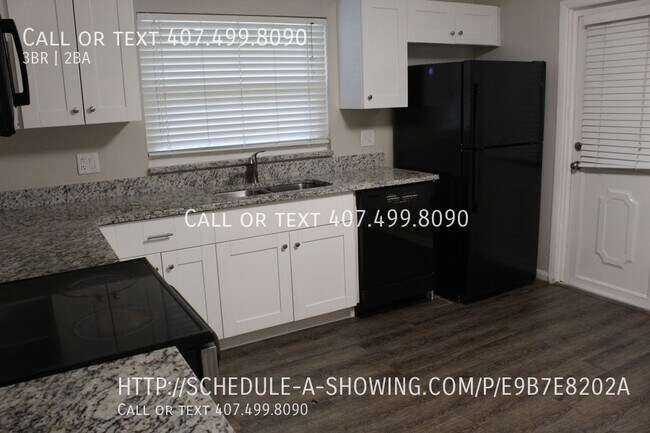 Building Photo - 4412 Suntree Blvd. - $1,995 - 3 Bed 2 Bath