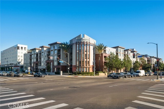 Building Photo - 100 S Alameda St
