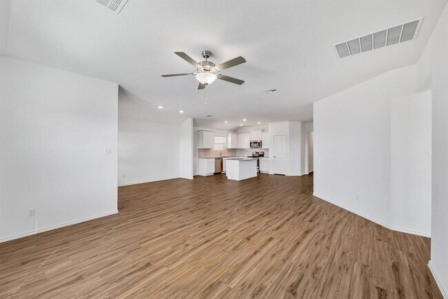 Foto del edificio - 303 Chickasaw Ln