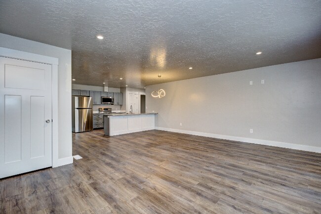 Foto del edificio - 605 E Elgin St